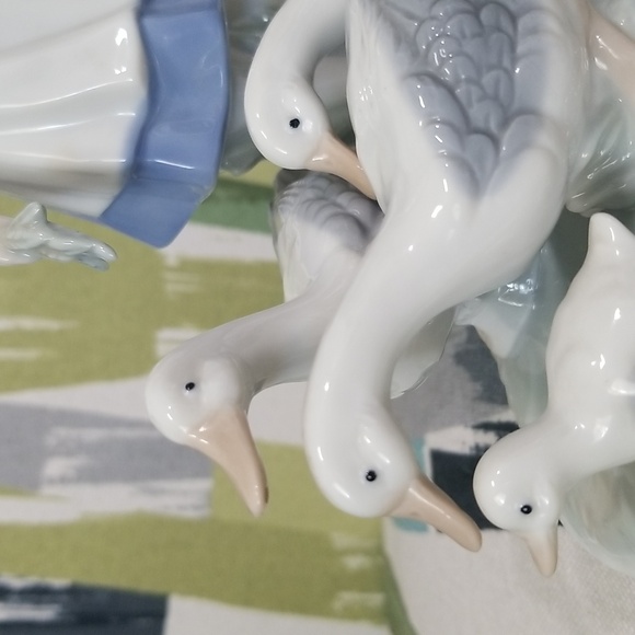 Bing and Grondahl Style Goose Girl Figurine - Picture 12 of 14